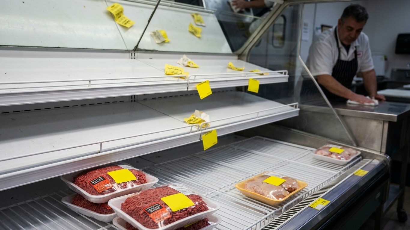 Passez devant le rayon boucherie de votre Intermarché le vendredi à 19 h puis revenez le samedi vers 11 h : c'est le test ...